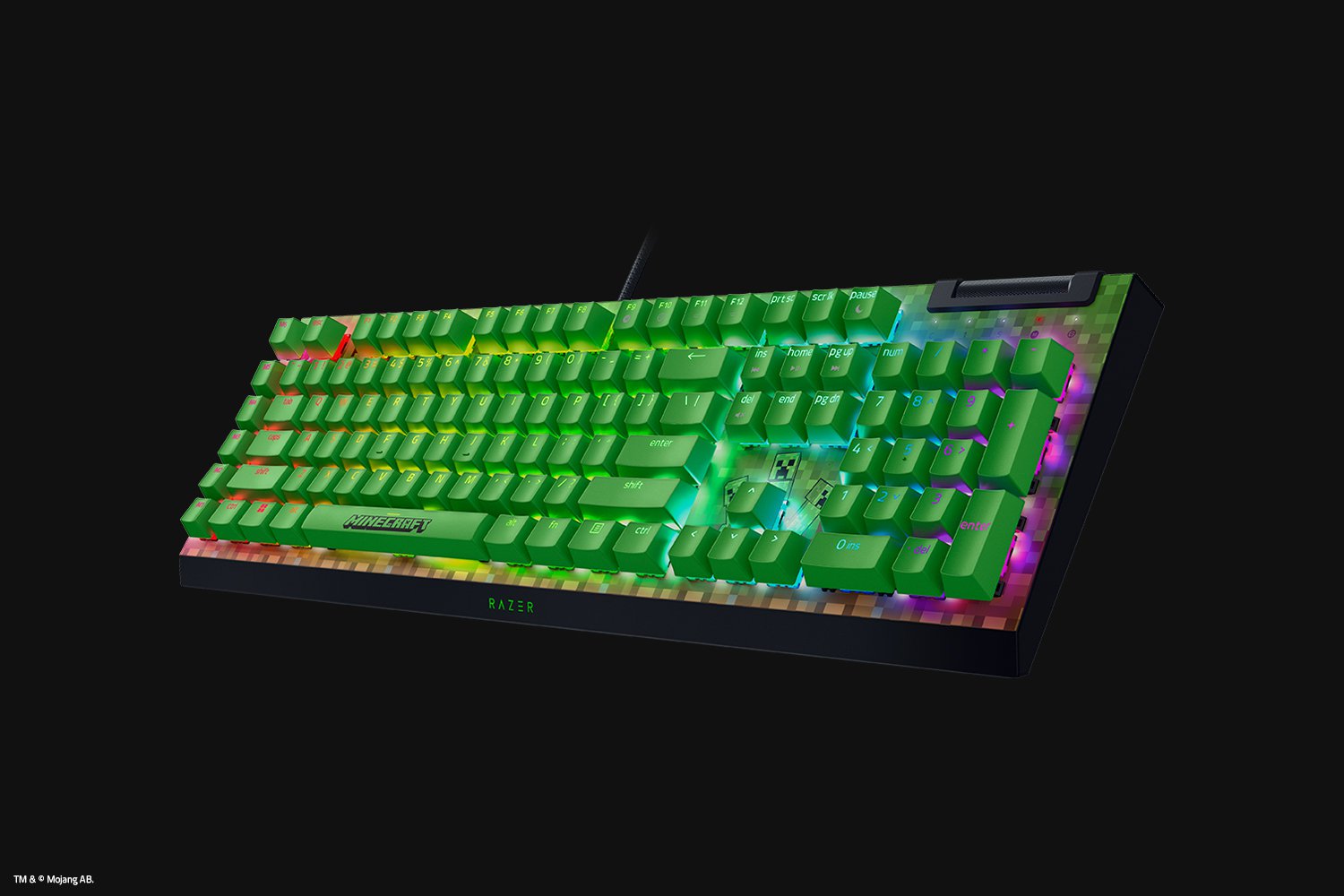 RAZER BLACKWIDOW V4 X GREEN MINECRAFT EDITION